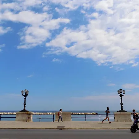 Apartment Beachside Flat Bari
