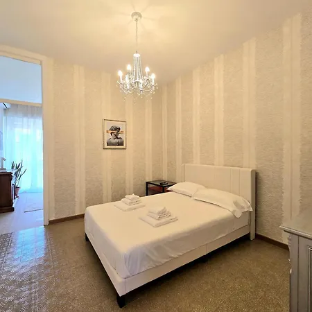Beachside Flat